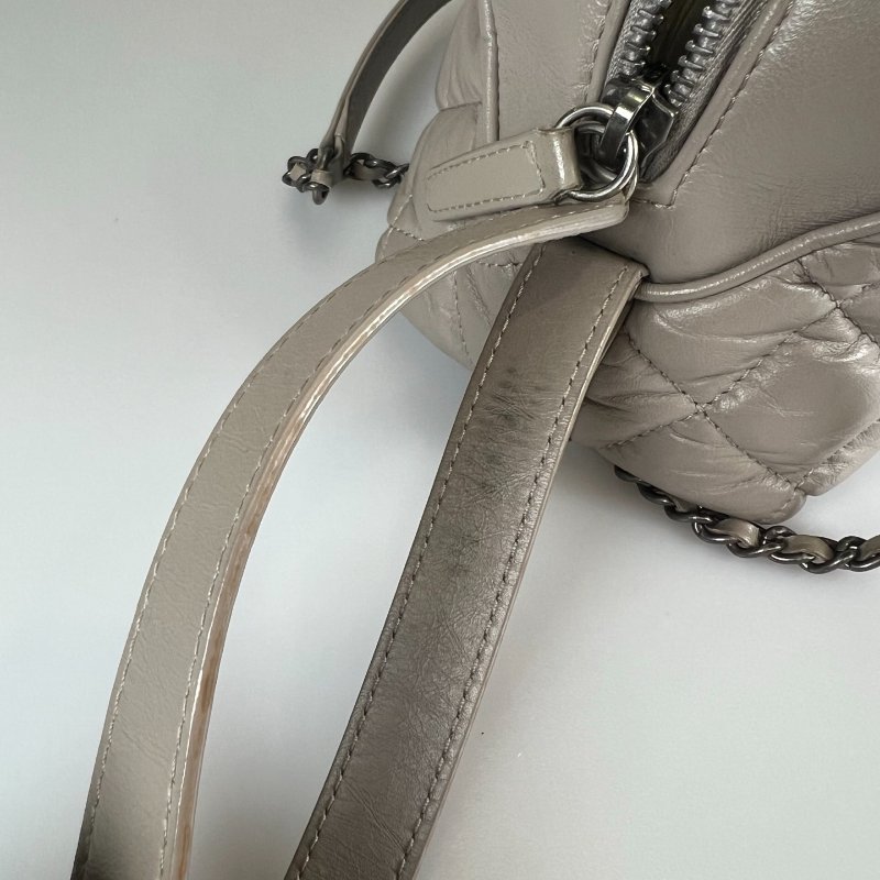 CHANEL 菱格保齡球包牛皮灰-12