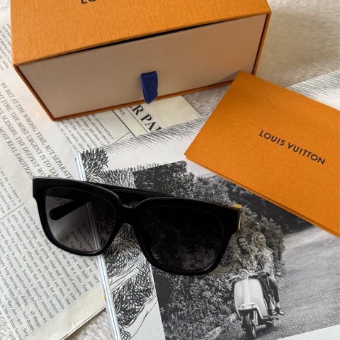 LV-GO14 金色標誌粗方框太陽眼鏡/墨鏡(黑色)