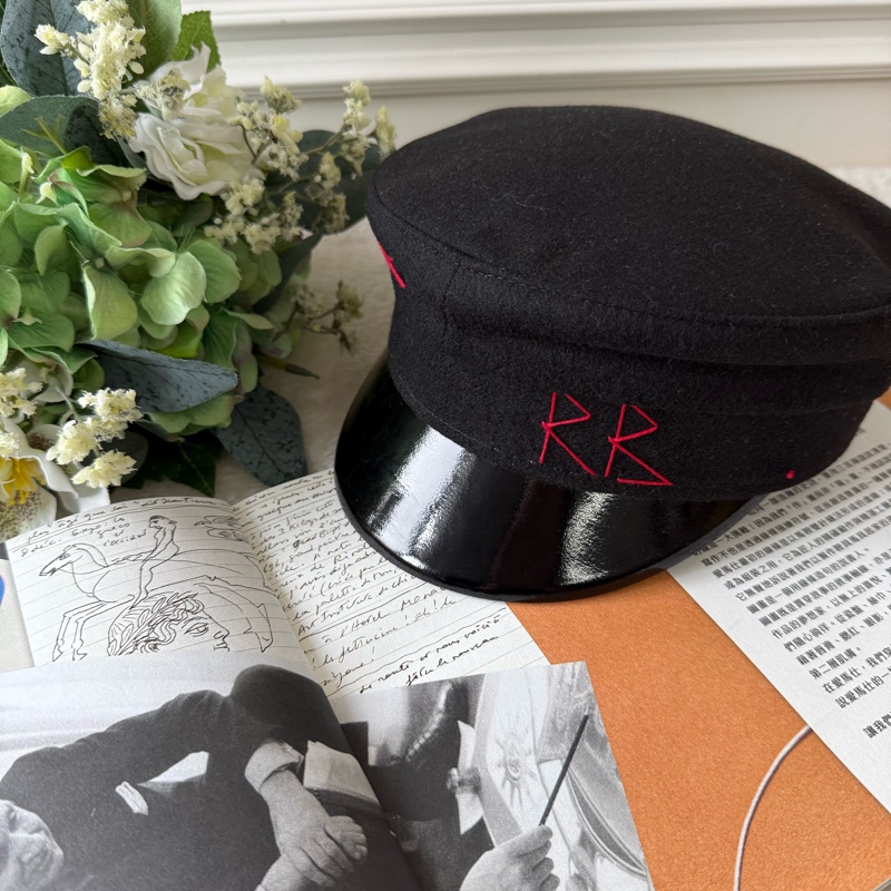 Ruslan Baginskiy 紅色縫線羊毛報童帽(黑色)-0