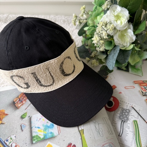 米白Logo 標誌棉質彈性鴨舌帽(黑色)