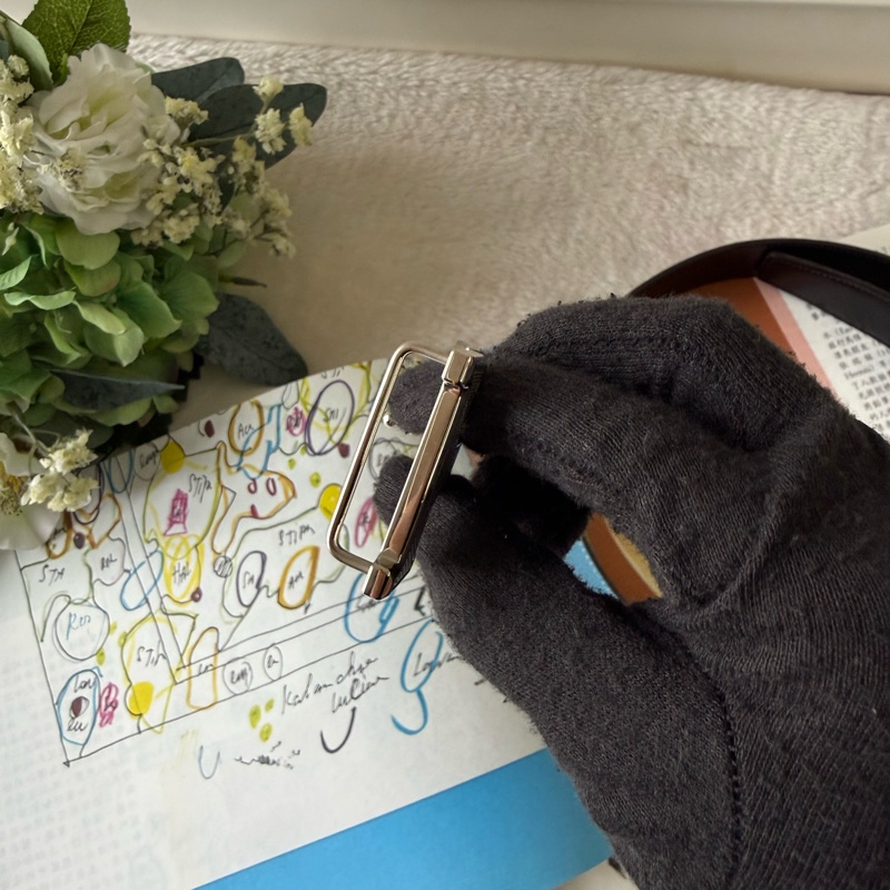 H Guillochee 銀釦+ 32MM雙面用皮帶(黑色/藍色)-4