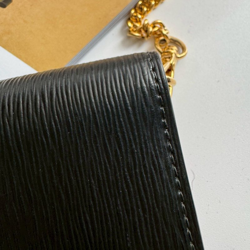 🎉全網最低 PRADA 紅色拼黑色耐刮皮革WOC-3