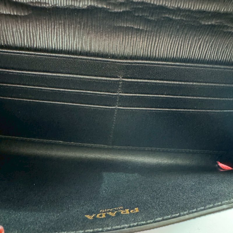 🎉全網最低 PRADA 紅色拼黑色耐刮皮革WOC-15