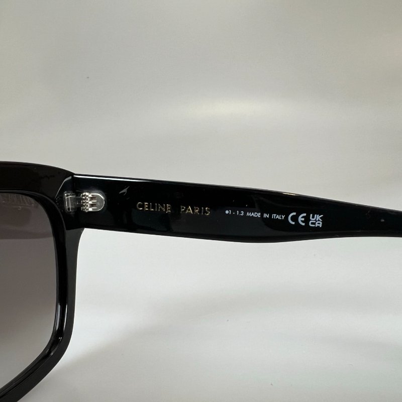 CELINE 金凱旋門logo黑墨鏡-11