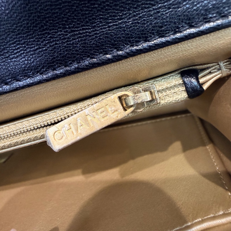 CHANEL Chic Pearl Flap Bag 珍珠牛皮翻蓋單肩斜背包 XC145-40