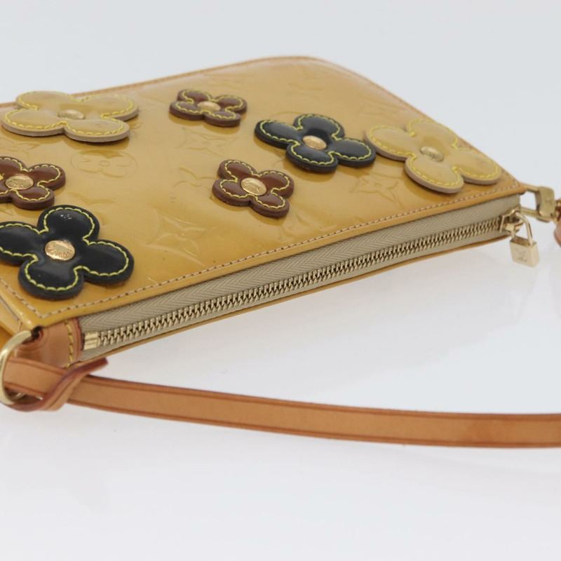 【日本直送】路易威登 Monogram Vernis Lexington 手拿包 花卉圖案 米色 M92246 LV 正品 172125-5