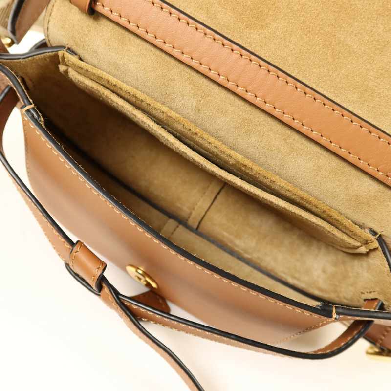 LOEWE 牛皮皮革Mini Gate金扣肩背袋-4