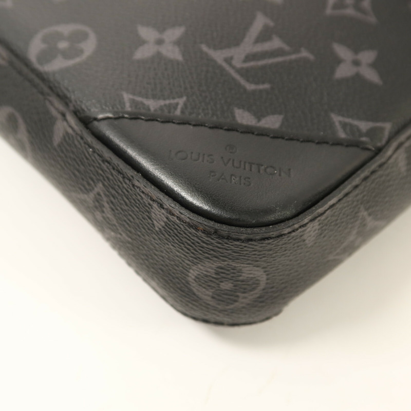 LOUIS VUITTON Monogram Eclipse Reverse Trio Messenger銀扣肩背袋灰色-11
