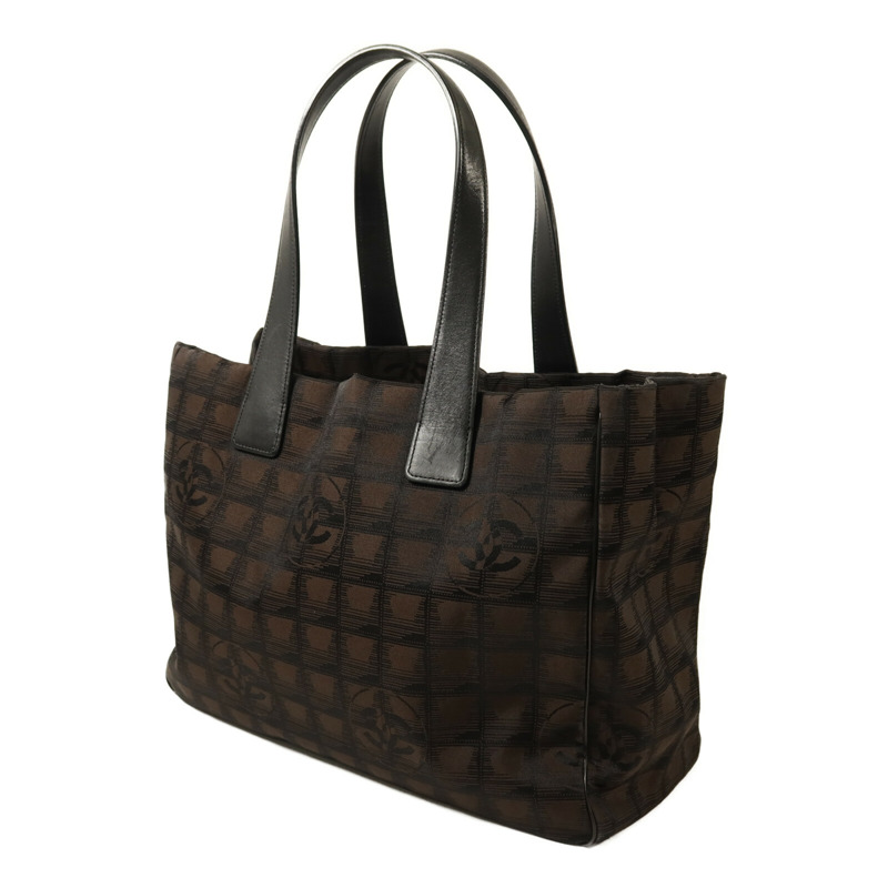 CHANEL 尼龍New Travel Line Tote銀扣手挽袋-2