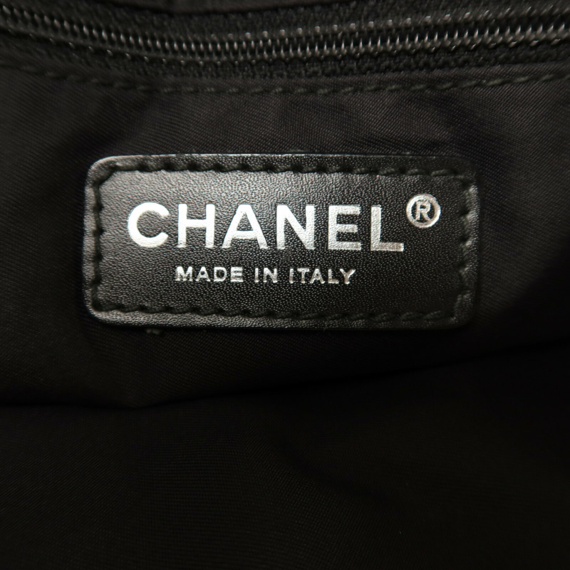 CHANEL 尼龍New Travel Line Tote銀扣手挽袋-5