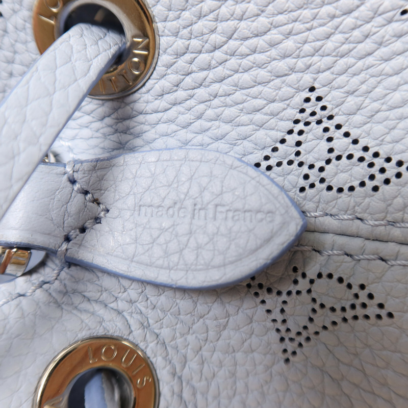 LOUIS VUITTON Mahina Bella銀扣鏈帶肩背袋-6