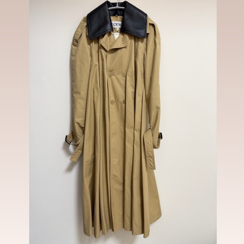 Loewe Pleated Trench Coat  卡其風衣外套 領子可拆