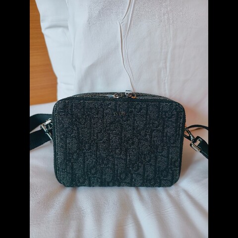 Dior老花斜肩揹包