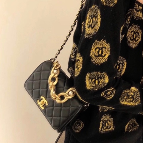 激甜近新閒置平台最低價✨ CHANEL 珍珠粗金鍊手提handle口蓋包方胖子風琴包- 黑金