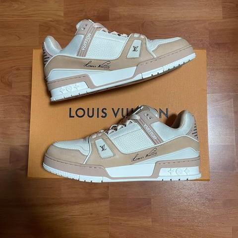 Lv Trainer限定粉白色 路易威登正品低幫休閒板鞋 39碼