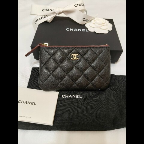全新專櫃正品chanel 黑色小牛皮一字拉鍊零錢包