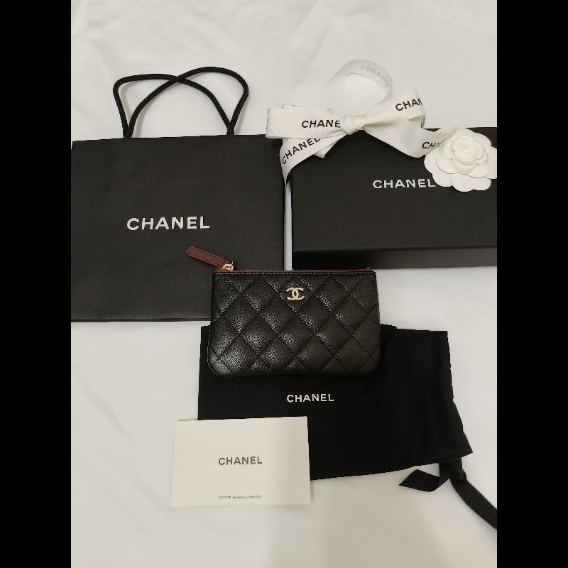 全新專櫃正品chanel 黑色小牛皮一字拉鍊零錢包-1