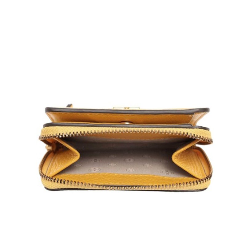 【TORY BURCH】簍空雙T LOGO零錢短夾-黃色-5