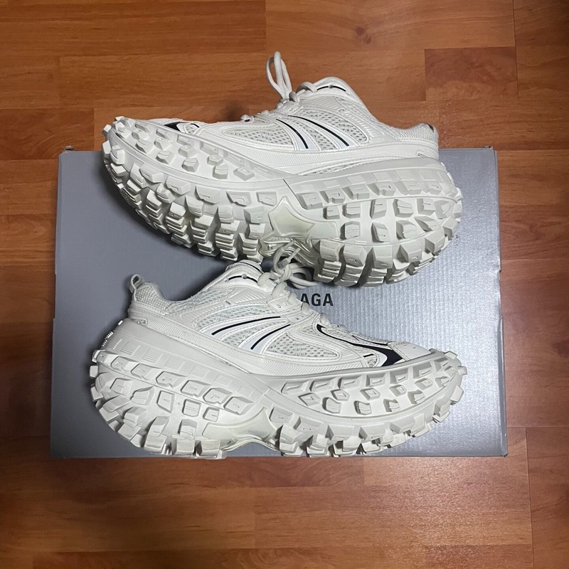 Balenciaga巴黎世家輪胎鞋 做舊設計 白色 38碼-1