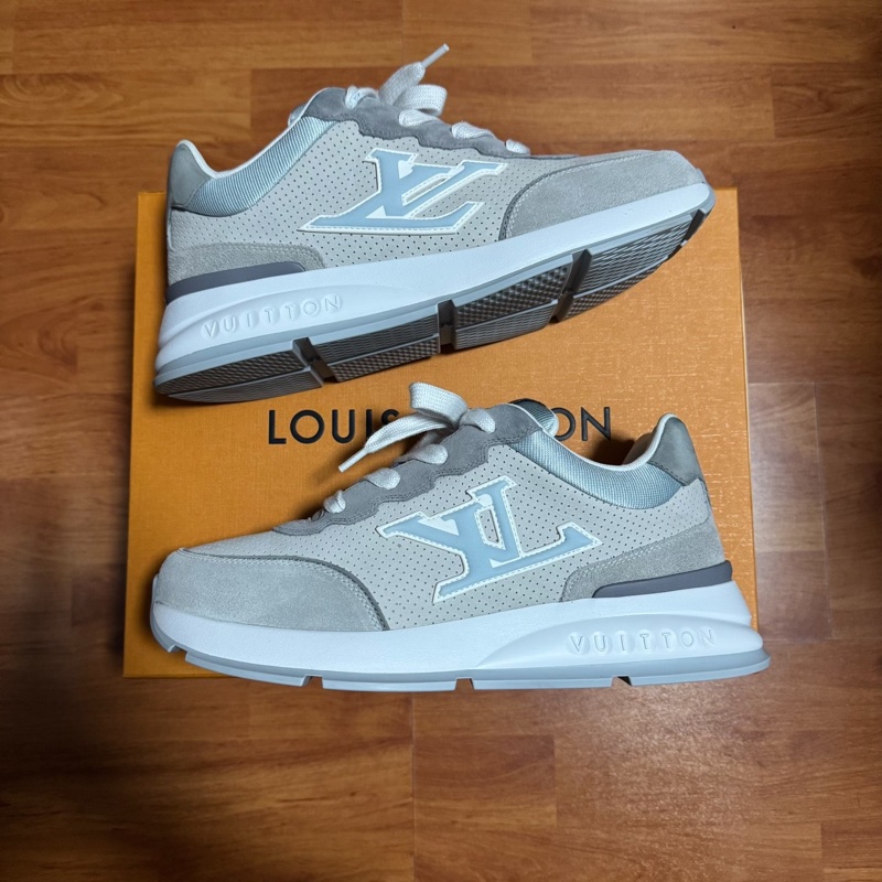 Lv Classic路易威登正品絨面牛皮低幫運動鞋 男款 灰色 41.5碼-0
