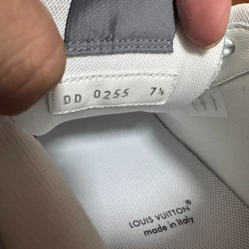 Lv Classic路易威登正品絨面牛皮低幫運動鞋 男款 灰色 41.5碼-5