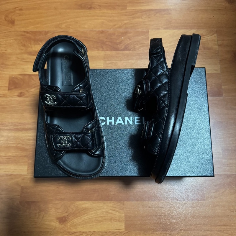Chanel徽標沙灘鞋香奈兒雙C平底涼鞋 黑金色 39碼-3