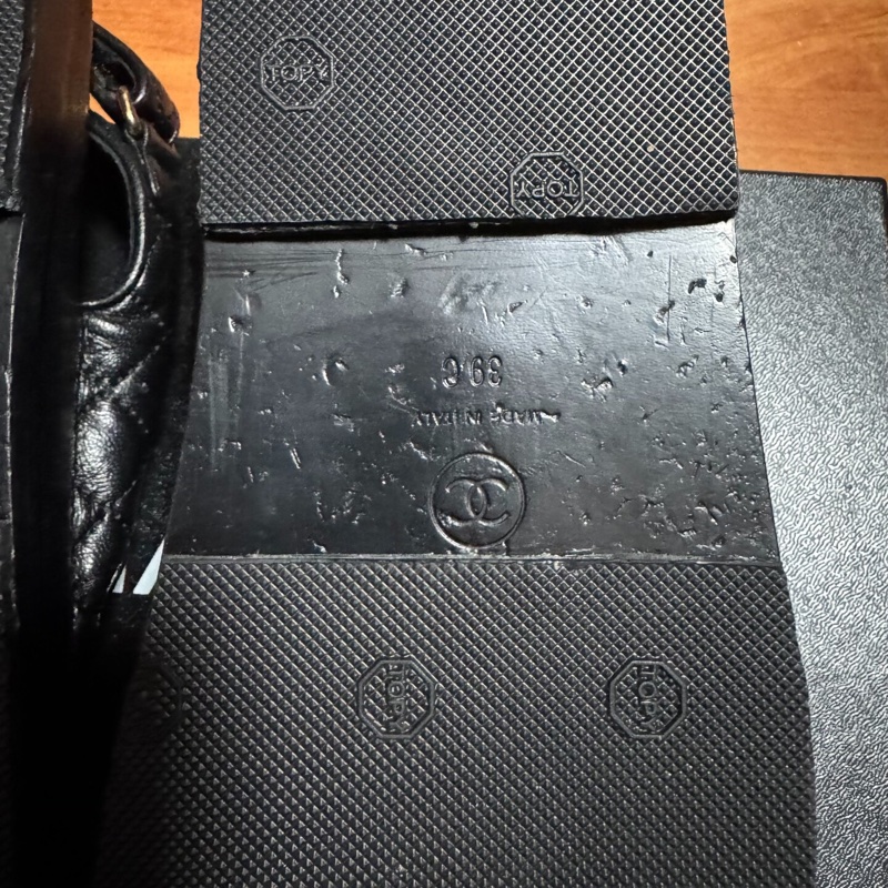 Chanel徽標沙灘鞋香奈兒雙C平底涼鞋 黑金色 39碼-6