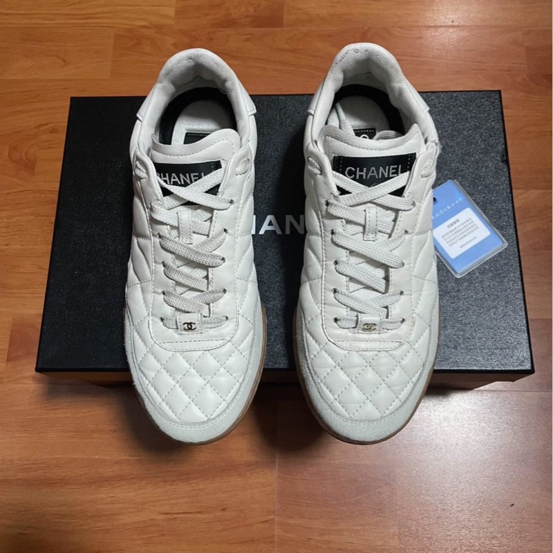 Chanel正品香奈兒德訓鞋 牛皮低幫休閒鞋 女款 白色 37碼-2