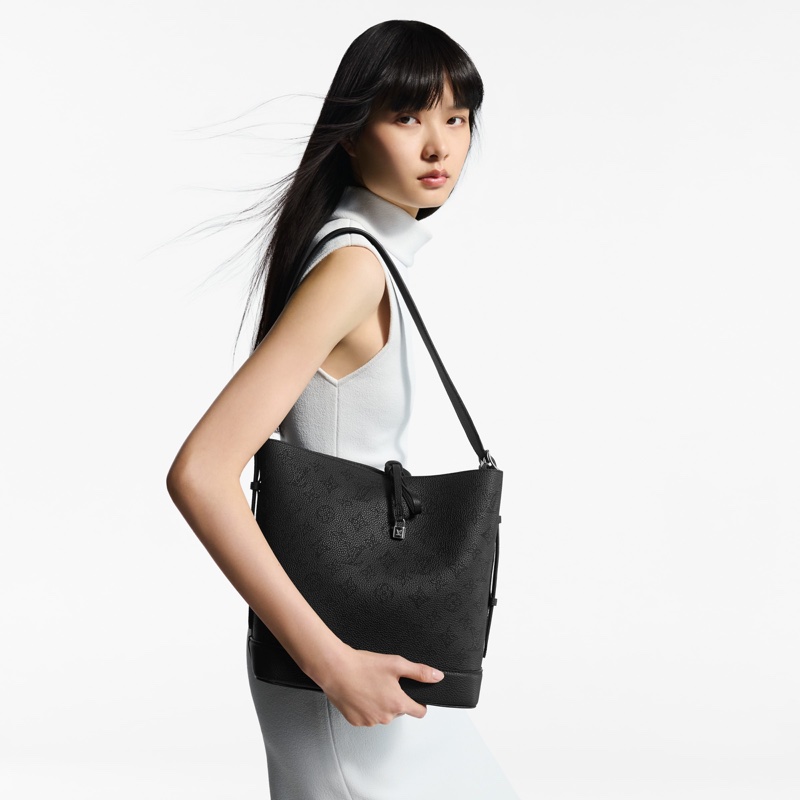 LV Flore 黑色褸空水桶包 晶片款-1