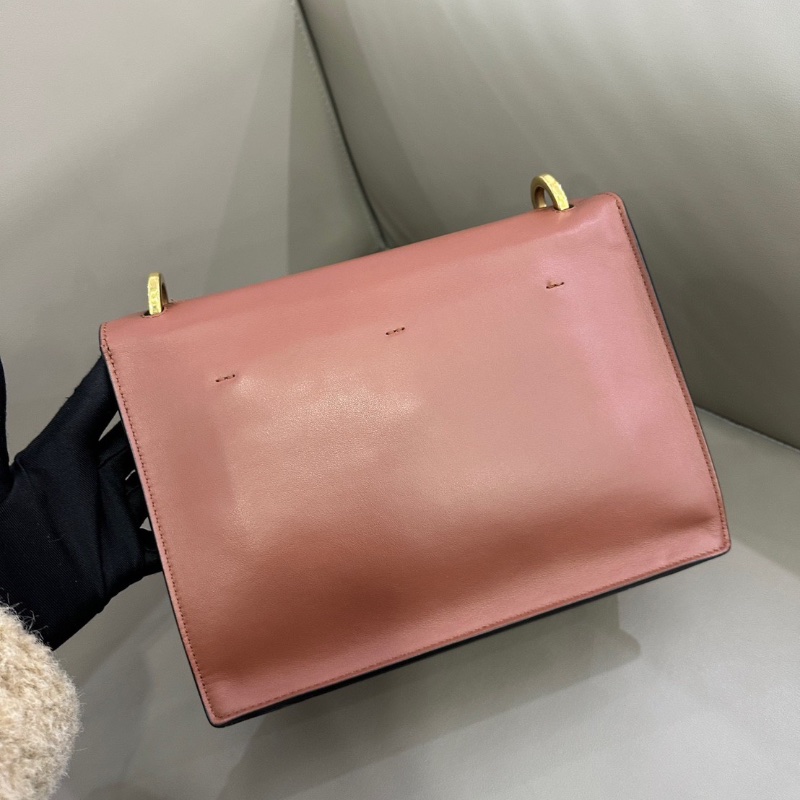 Fendi 全皮Kanu U金標肩背包25*17 98新配件塵袋-6