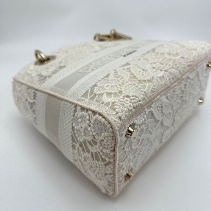 DIOR 聖誕限定款 booktote 白色鏤空刺繡手提肩背斜背黛妃包23.5*20*11 98新配件塵袋-3