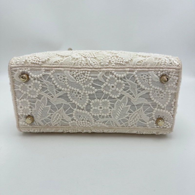 DIOR 聖誕限定款 booktote 白色鏤空刺繡手提肩背斜背黛妃包23.5*20*11 98新配件塵袋-4