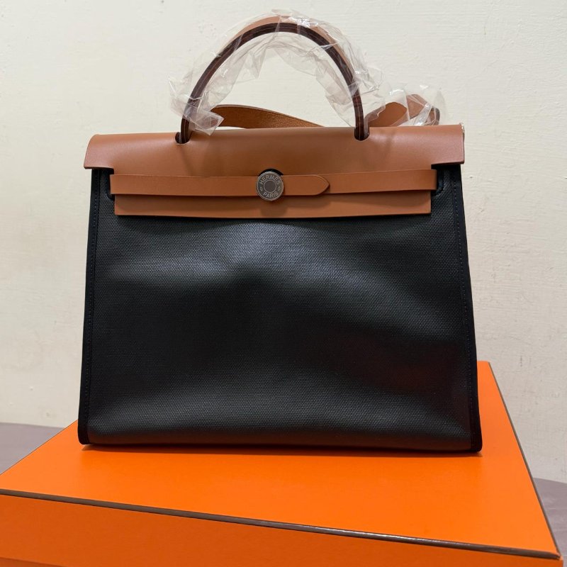 HERMES 愛馬仕 Herbag 31 黑米焦糖 防水布款 全新未使用 銀扣-5