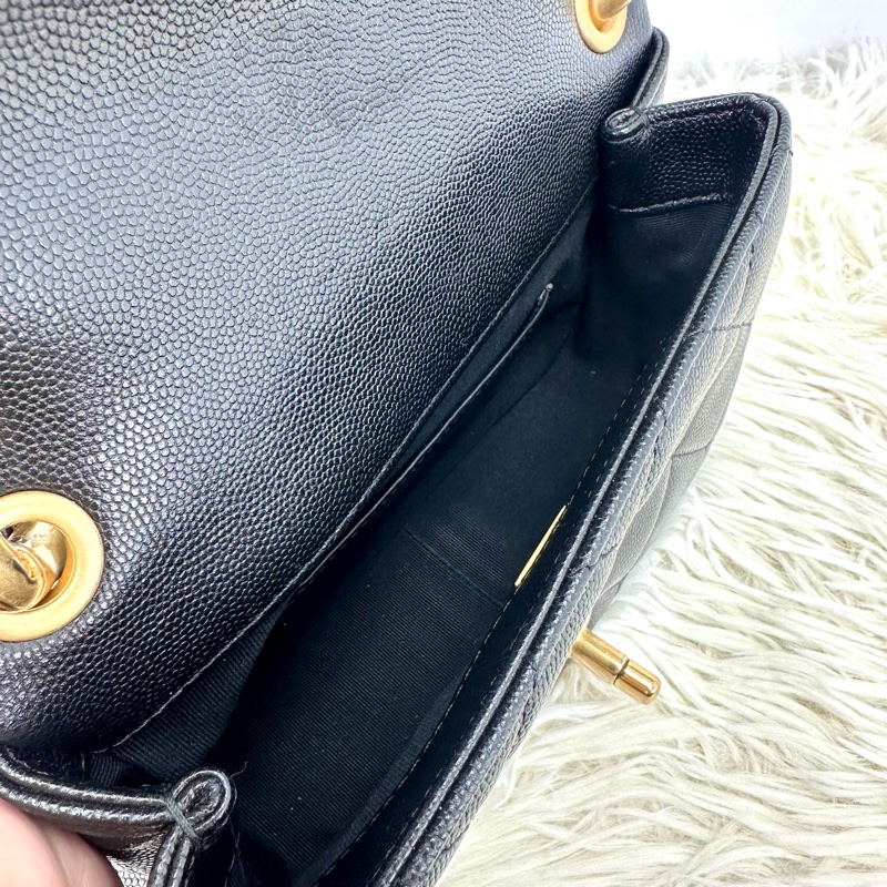 CHANEL 24p Funky Match 黑金荔枝皮 晶片款-6