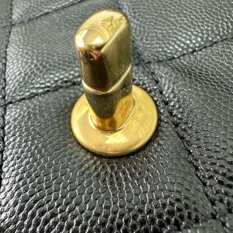 CHANEL 24p Funky Match 黑金荔枝皮 晶片款-10