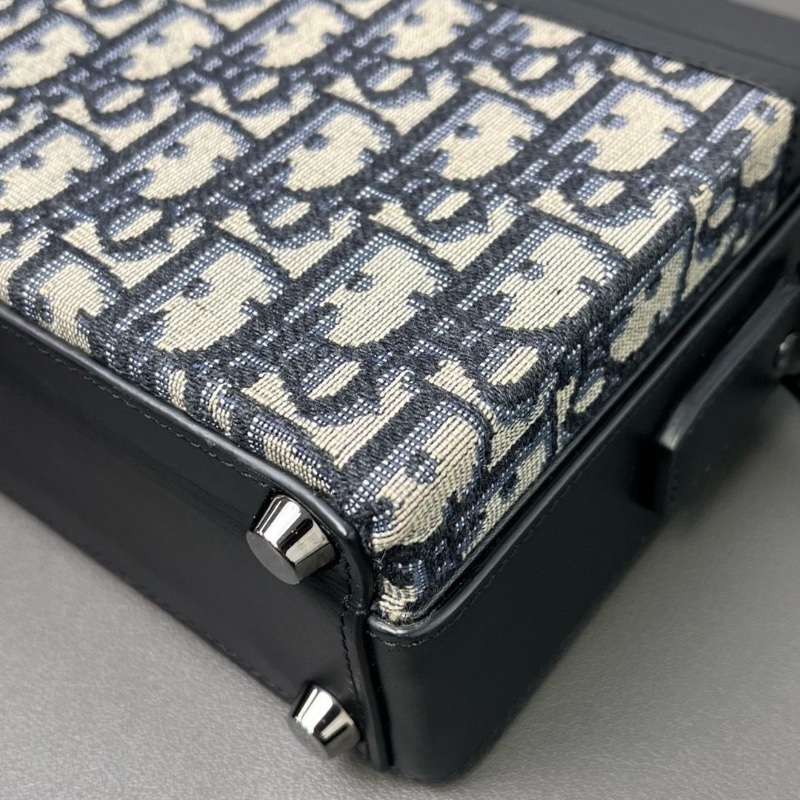 Dior lock硬盒子經典老花配牛皮 硬箱 五金暗銀色 光滑牛皮革21*15*7cm 98新配件肩帶塵袋盒子-6