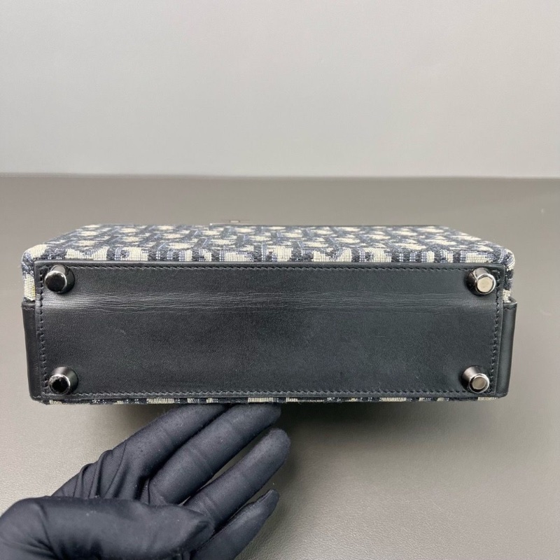 Dior lock硬盒子經典老花配牛皮 硬箱 五金暗銀色 光滑牛皮革21*15*7cm 98新配件肩帶塵袋盒子-7