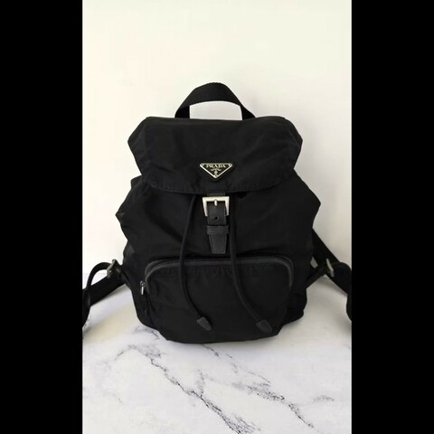 【LA LUNE】絕版古董品 Prada黑色銀標尼龍雙肩包 後背包 背囊 中古包 二手包