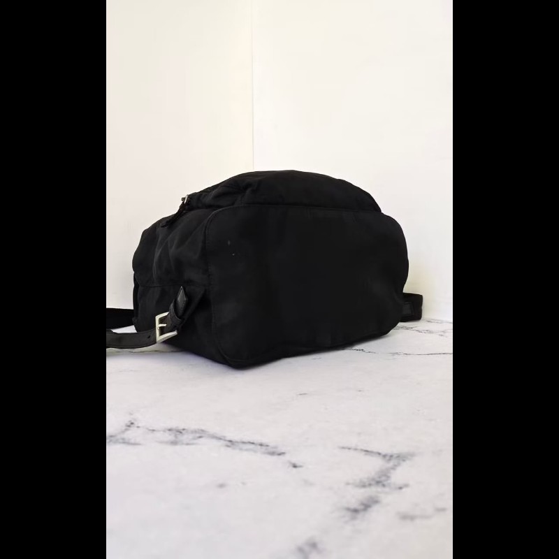 【LA LUNE】絕版古董品 Prada黑色銀標尼龍雙肩包 後背包 背囊 中古包 二手包-5