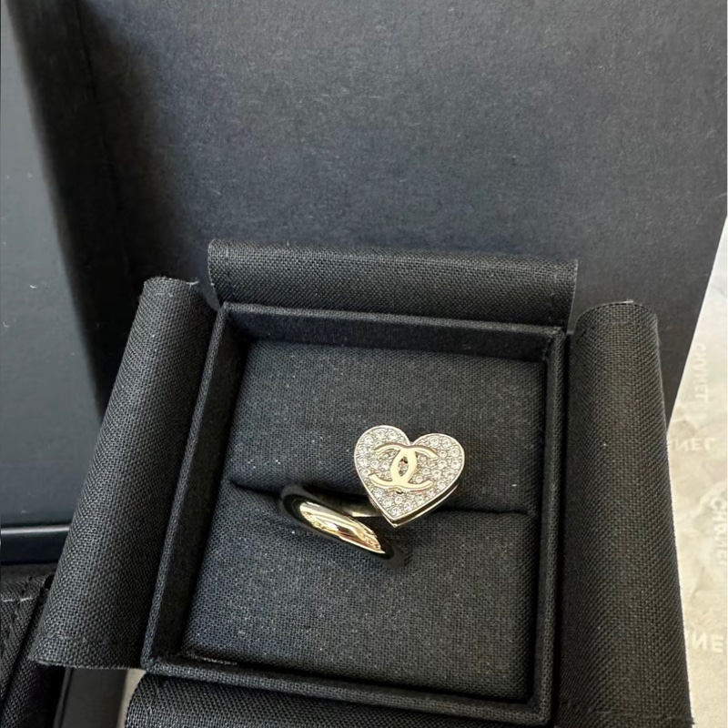 Chanel香奈兒26P愛心戒指-1