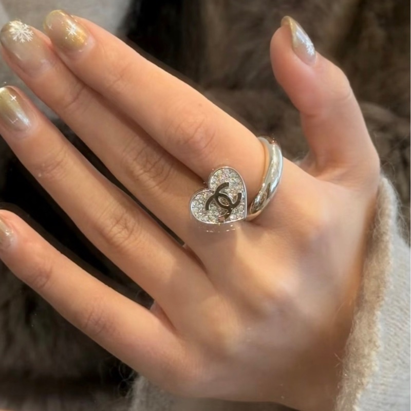 Chanel香奈兒26P愛心戒指-3