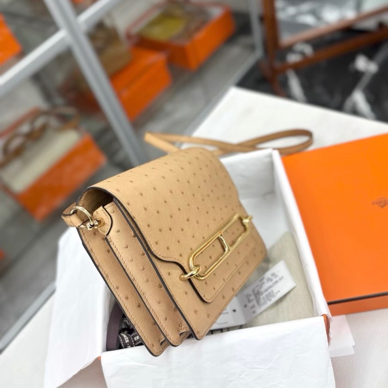 Hermes 0M奶茶色 Roulis mini,U刻99新 包型硬挺,皮面乾淨無變色,五金也很好-1