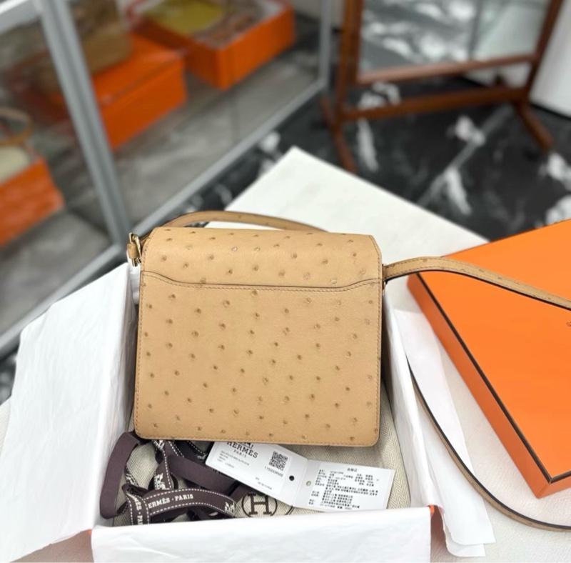 Hermes 0M奶茶色 Roulis mini,U刻99新 包型硬挺,皮面乾淨無變色,五金也很好-3