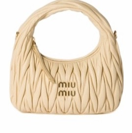 Miu Miu 女士 Wander 馬特拉塞凸紋納帕皮半月形包均碼碼20cm*6cm*17cm-0