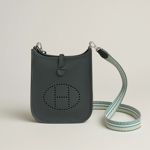 🐎售全新現貨 🐎愛馬仕 Hermès  mini evelyne 灰綠色銀扣(新色）