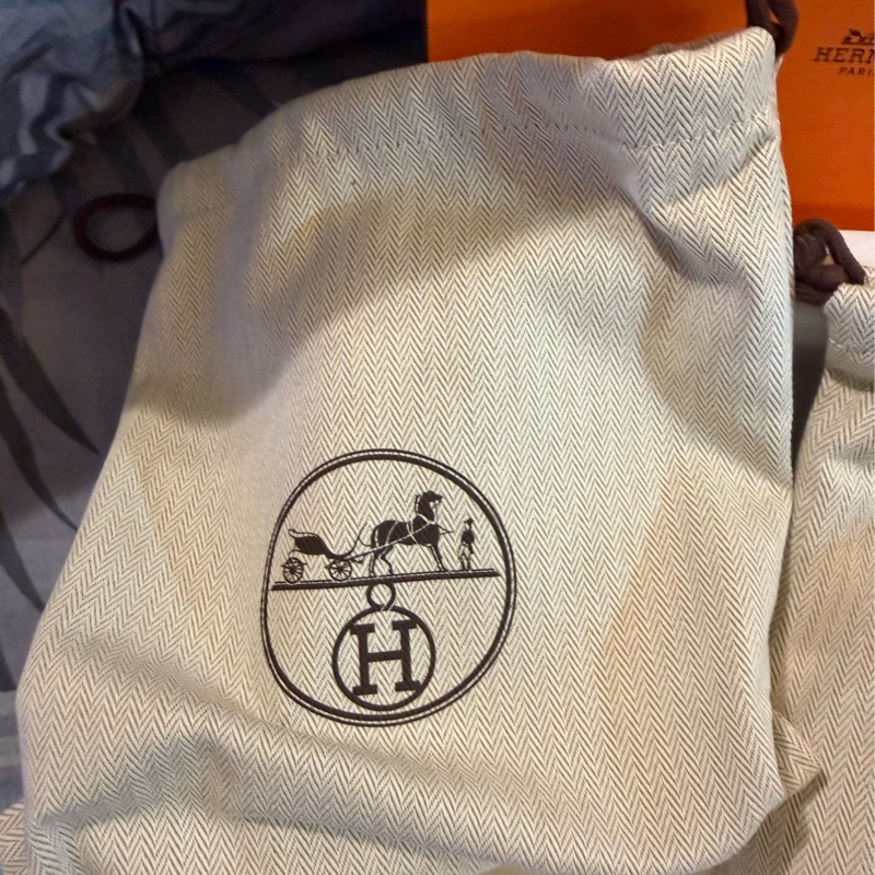 🐎售全新現貨 🐎愛馬仕 Hermès mini evelyne 灰綠色銀扣(新色)-16