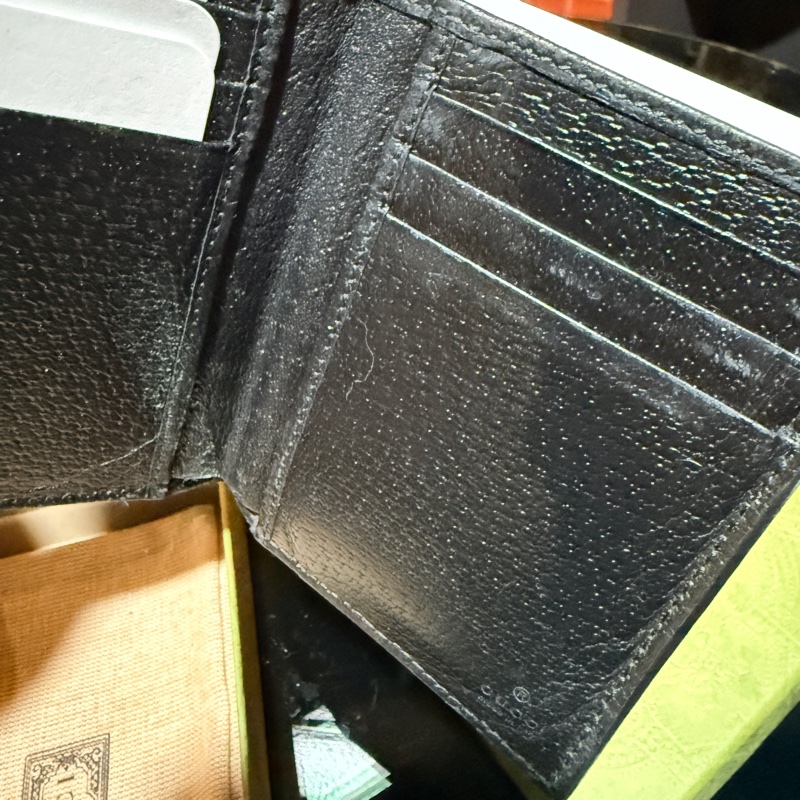 GUCCI 760212 DJ20T 1000二手雙G logo男夾 中夾 黑色-15