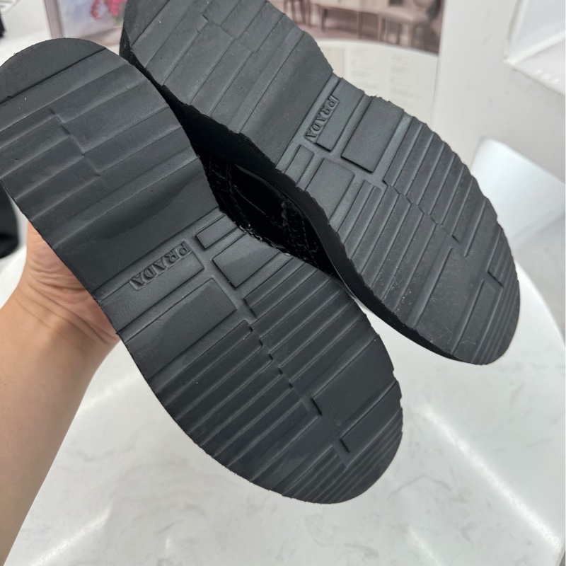 Prada 普拉達 女士皮鞋 復古系帶鞋 尺碼: 36.5-7