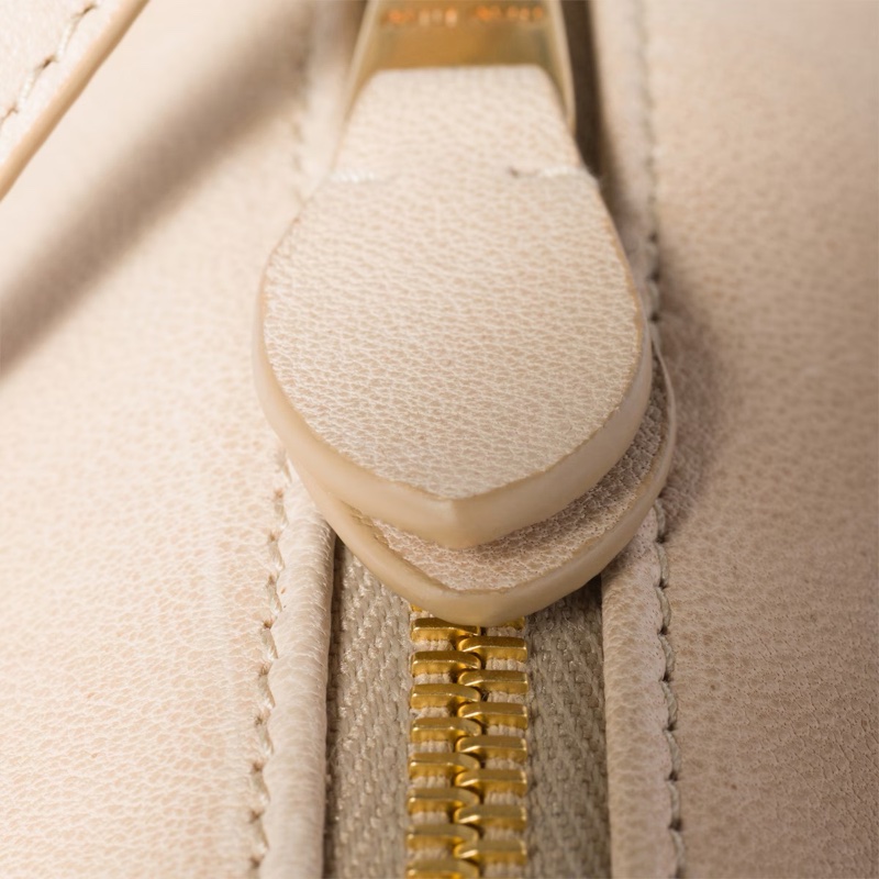 Miu Miu 女士 徽標單肩包均碼碼22cm*9cm*9cm-3