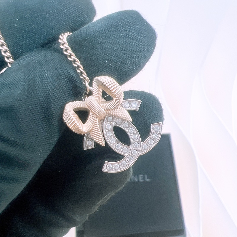 Chanel 24k 蝴蝶結雙C項鍊-1